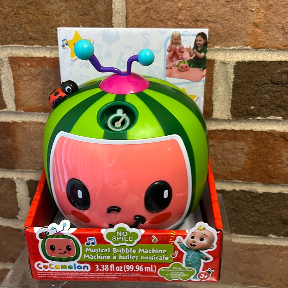 COCOMELON Musical BUBBLE MACHINE NO SPILL() - Brand New Sealed.